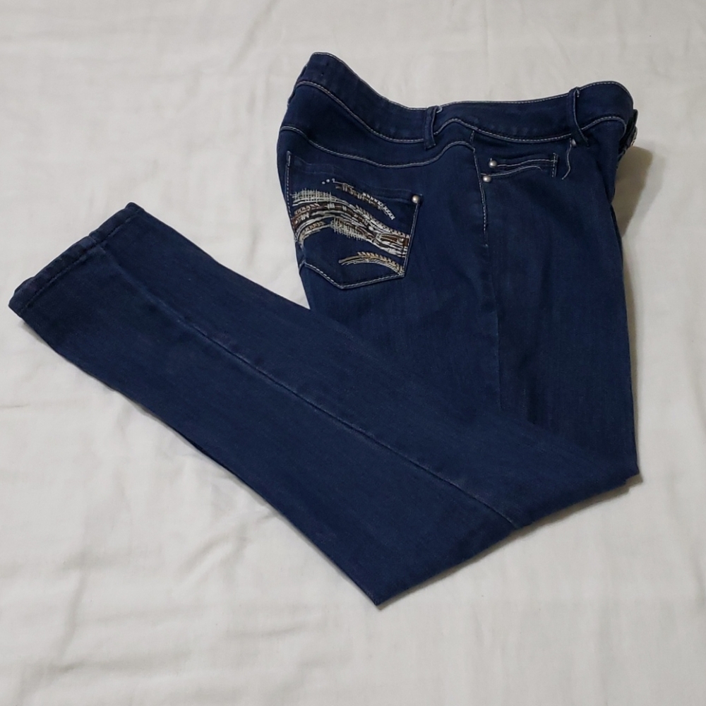 Cato C’Est 1946 Contemporary Dark Wash Skinny Jeans w/Embellished Pockets